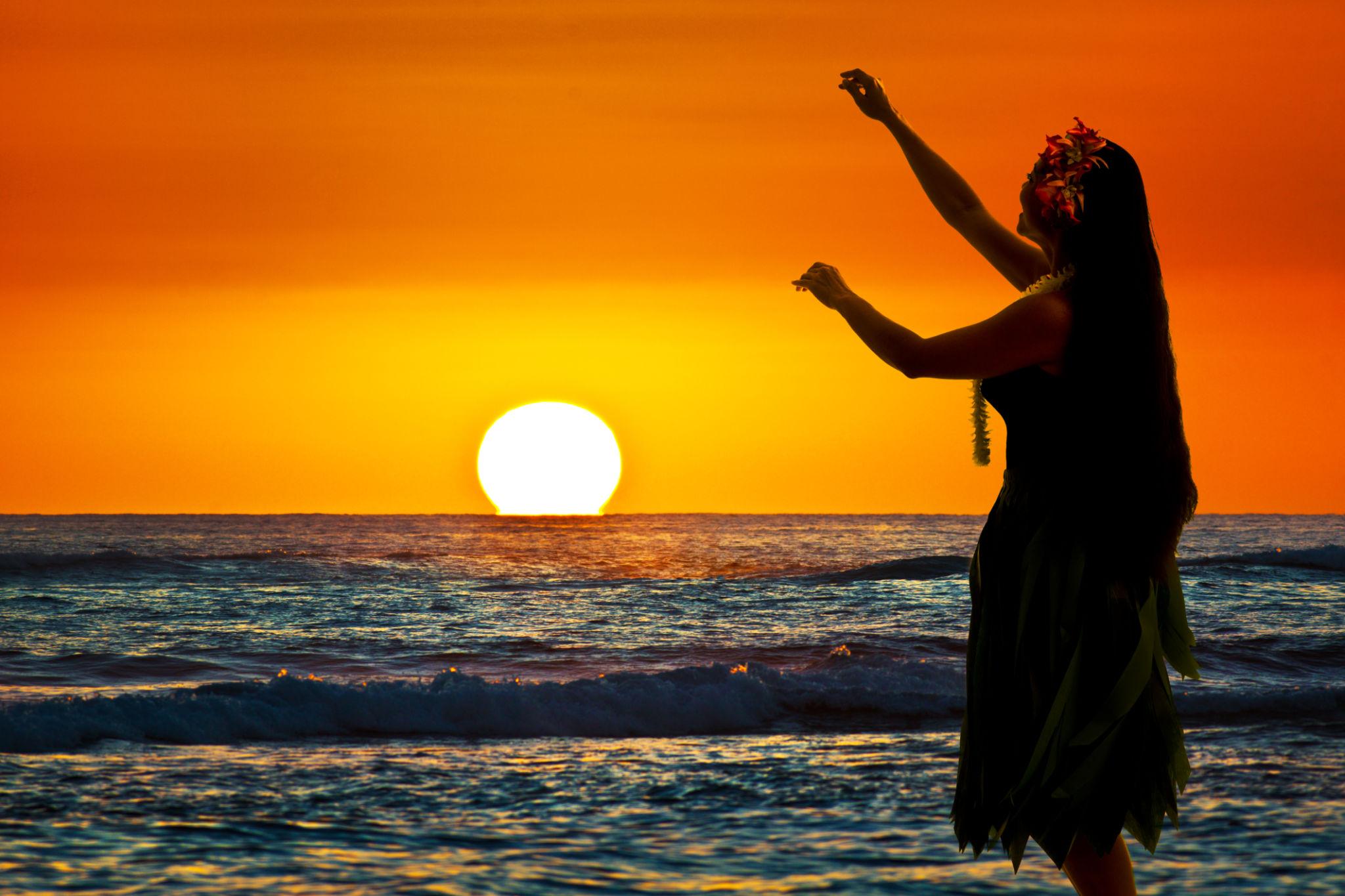Hawaiian hula dancer - original photo